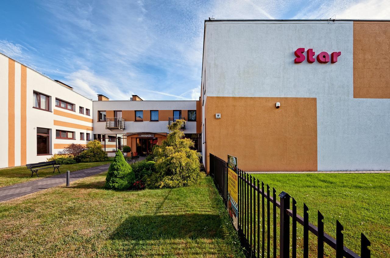 莱鲍 Osrodek Wypoczynkowy Star酒店 外观 照片